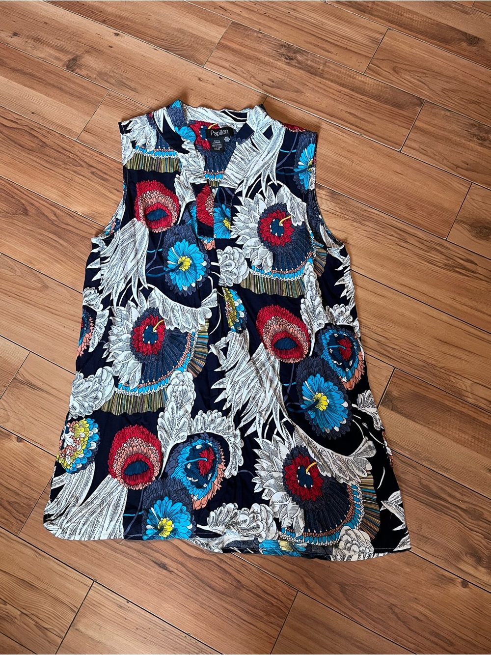 Papillon Blanc Navy Floral Sleeveless Tunic with Red & Teal Accents 100% viscose